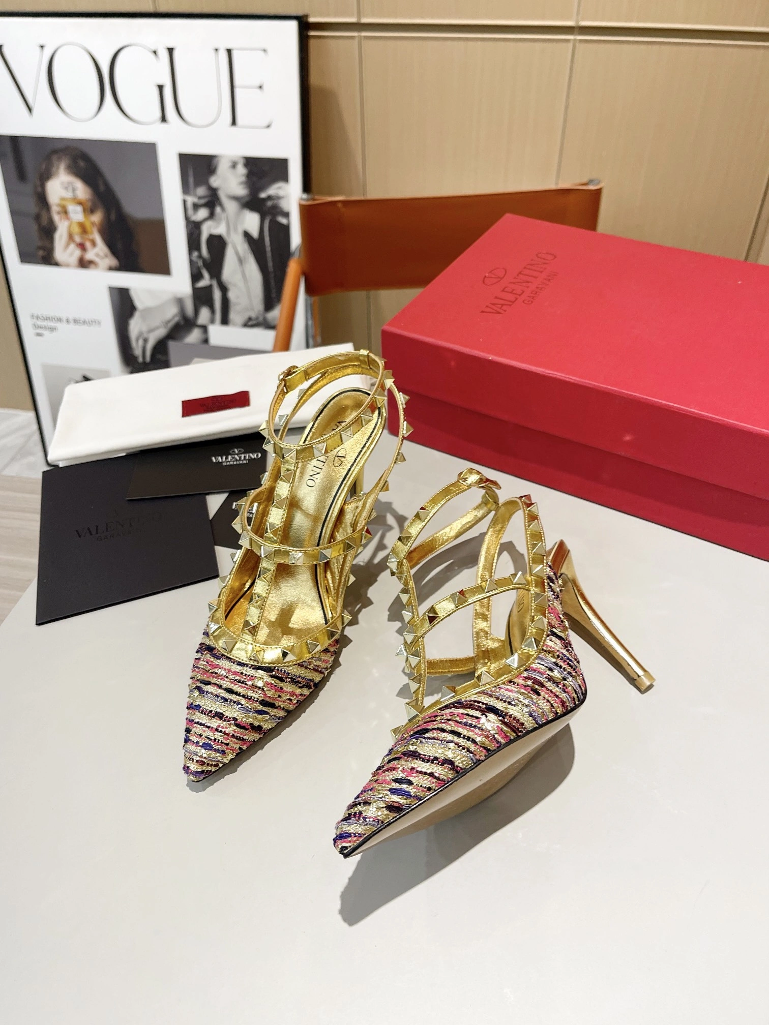 2W2S0393UNLV7F Heel height：9.5CM sheepskin item:DT-X543D2931